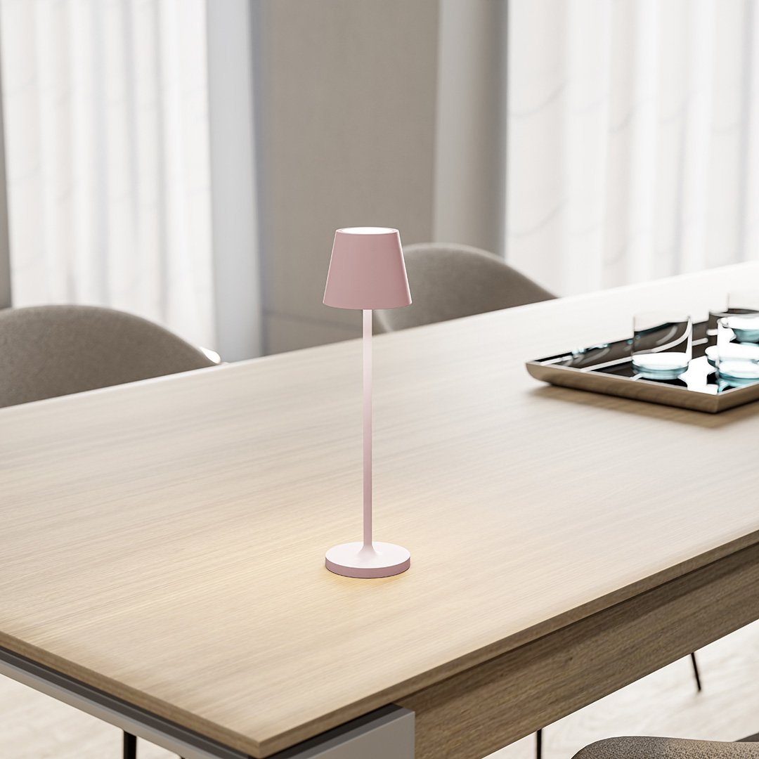 Minimalistische LED-Tischlampe
