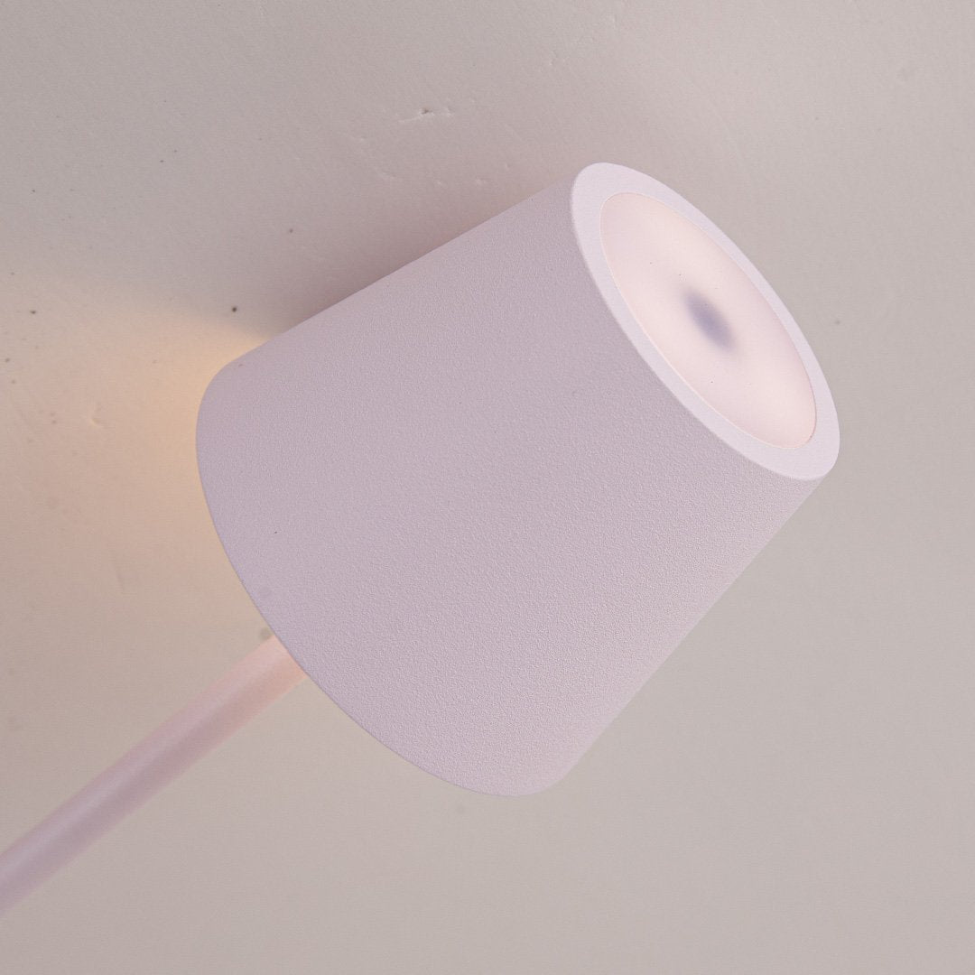 Minimalistische LED-Tischlampe
