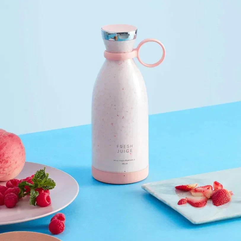 SmoothieGo – Kompakter und Tragbarer Smoothie-Mixer