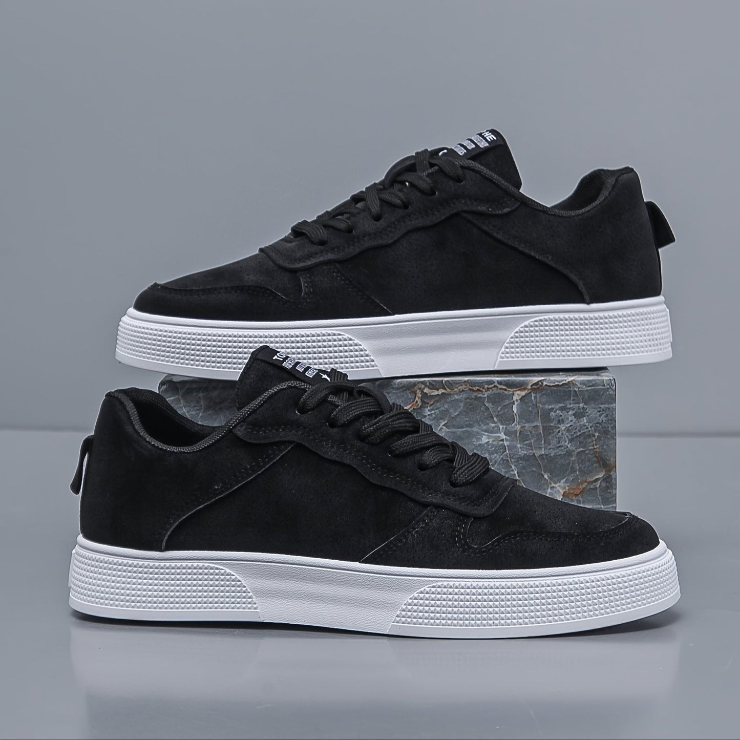 Herren Sneaker mit niedrigem Schaft – Bequem und langlebig mit weißer PVC-Sohle