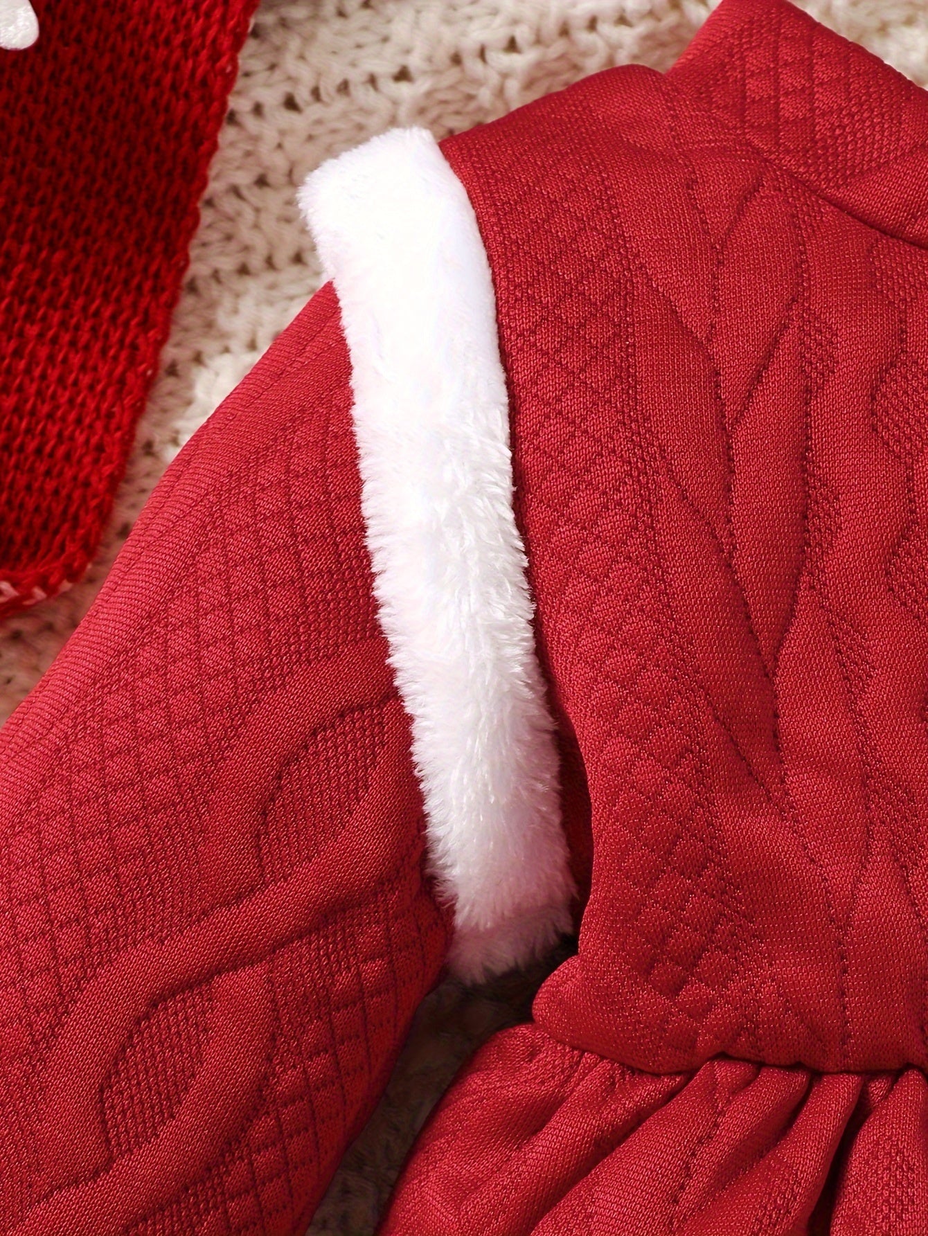 Weihnachtskleid für Babys – Für festliche Gemütlichkeit