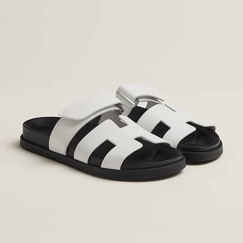 Minimalistische Sandalen – Komfort und Stil
