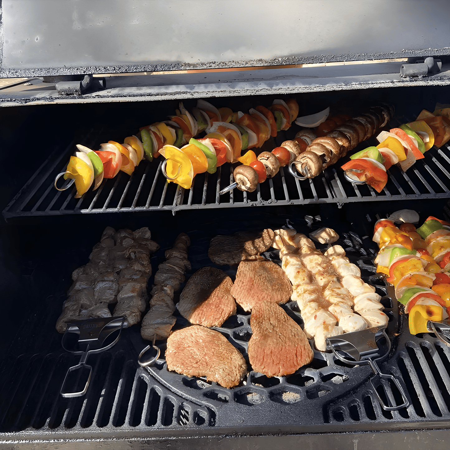 SpiesPro - 3-in-1 Grill Tool - Macht Grillen einfacher und effizienter!