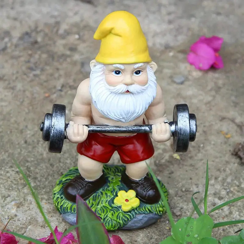 Sportliche Zwerge – Lustige Gartenfiguren für eine verspielte Atmosphäre