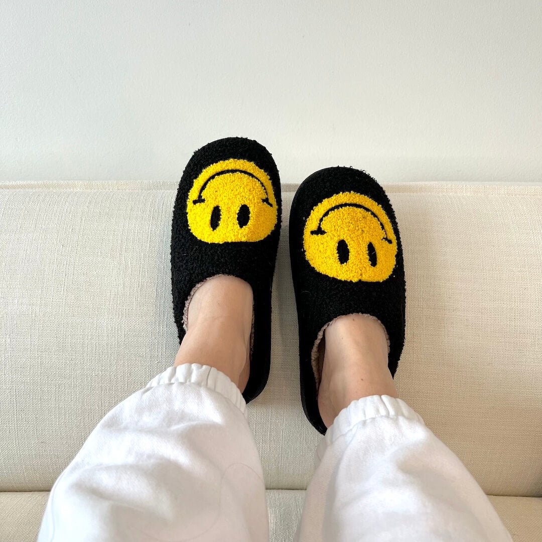 Smiley Comfort Hausschuhe – Für eine fröhliche und warme Atmosphäre