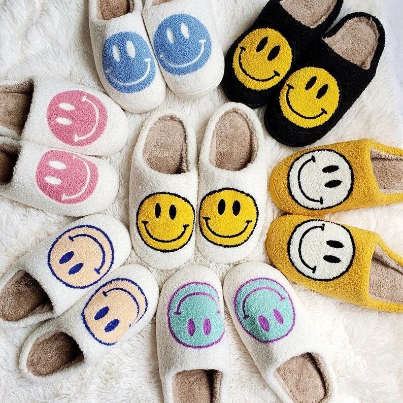 Smiley Comfort Hausschuhe – Für eine fröhliche und warme Atmosphäre