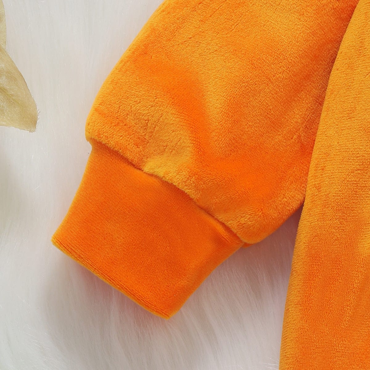 Halloween Kürbis Outfit für Kinder - Niedlicher Jumpsuit mit Mütze und Hausschuhen