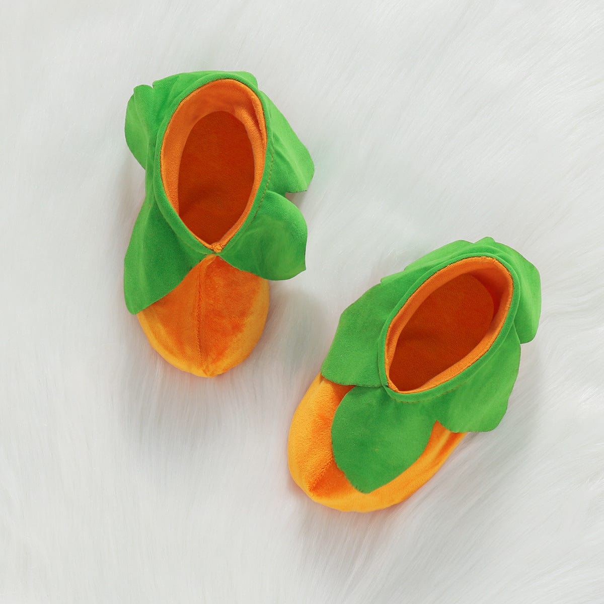 Halloween Kürbis Outfit für Kinder - Niedlicher Jumpsuit mit Mütze und Hausschuhen