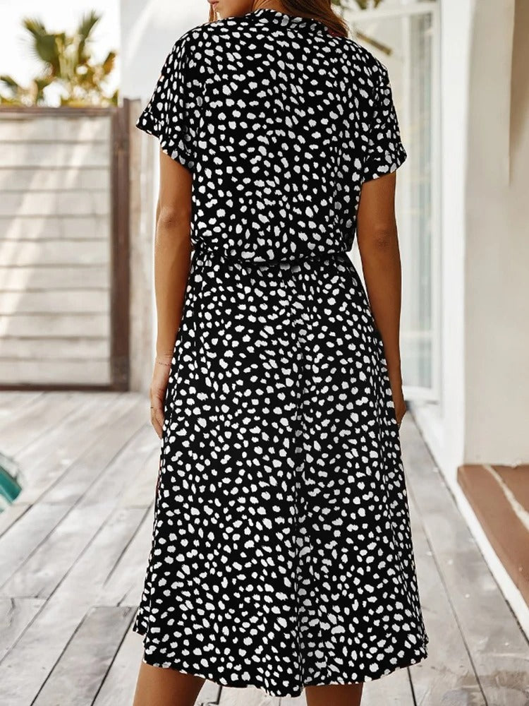 Daniella Midi Kleid – Elegant und Leicht für Sonnige Momente