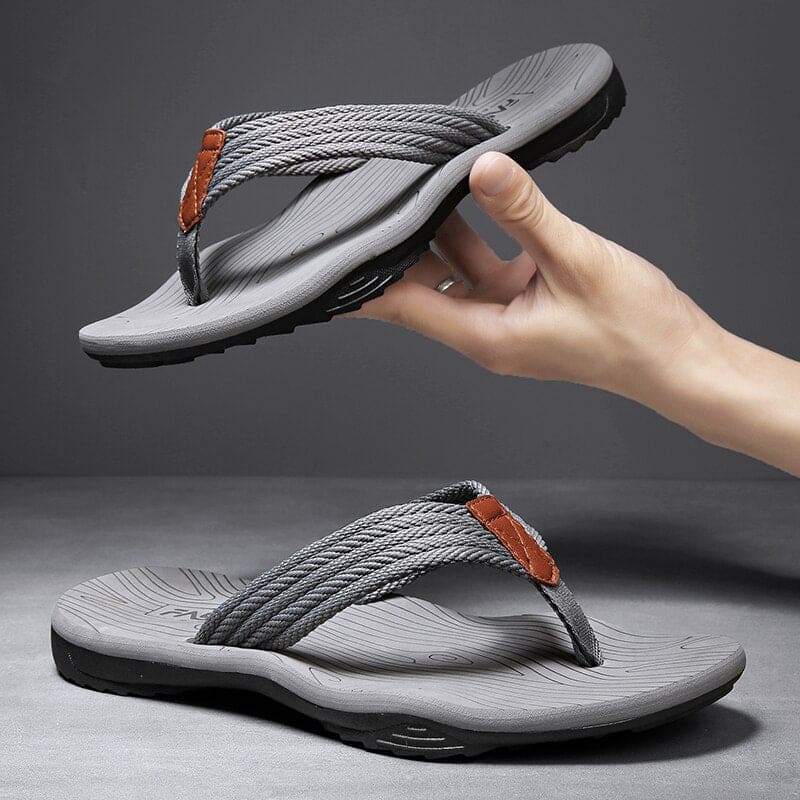 Liam Herren Slipper – Komfort und Stil für warme Sommertage