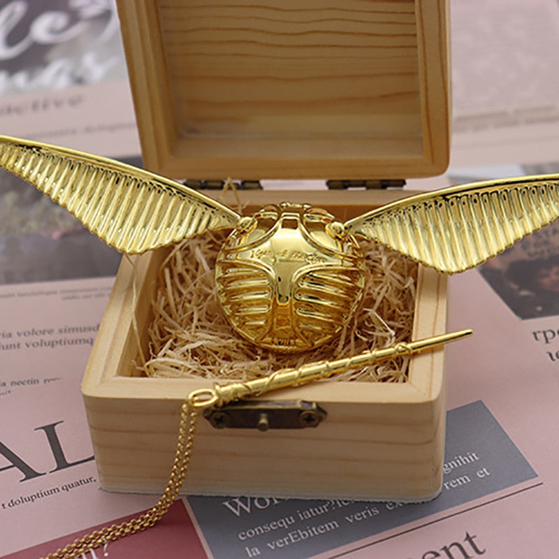 Goldene Flügel-Orb-Ringbox – Luxuriöse bewegliche Schmuckschatulle