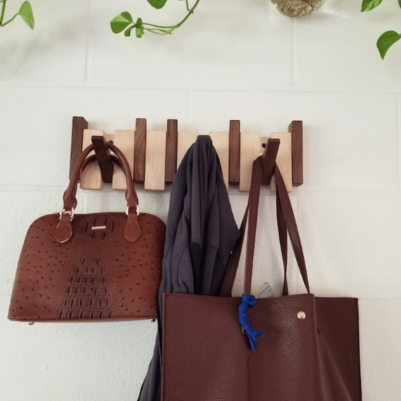 Design Holz-Garderobe – Einzigartig und Funktional