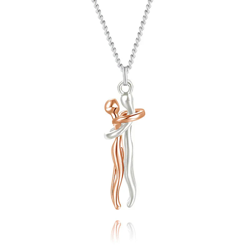 Collier mit Umarmender Anhänger – Zeitloses Symbol der Liebe