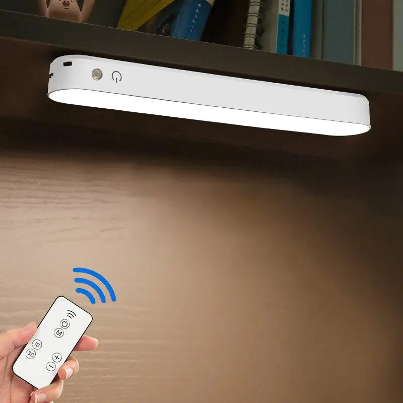 Minimalistische LED-Schreibtischleuchte mit Touch-Steuerung