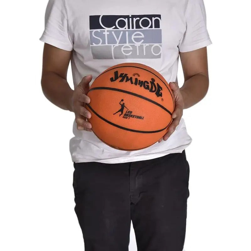 Die LightBounce LED Basketball – Spiele im Dunkeln, leuchte im Licht