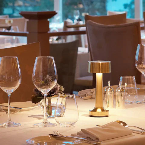 LumaLight Tischlampe – Modern, Minimalistisch und Dimmbar