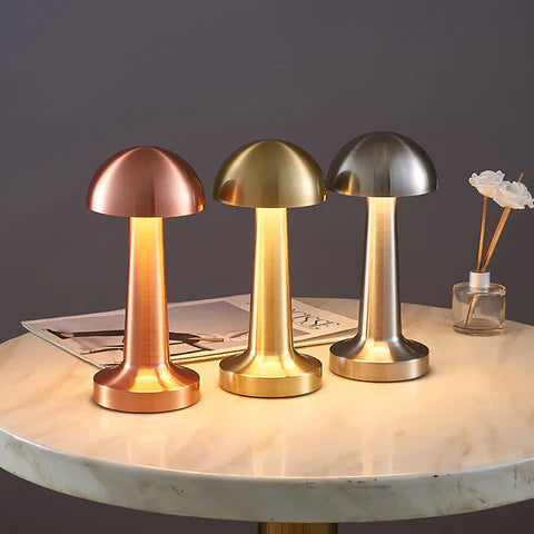 LuxGlow Tischlampe – Eleganz und Funktionalität für Ihre Räume