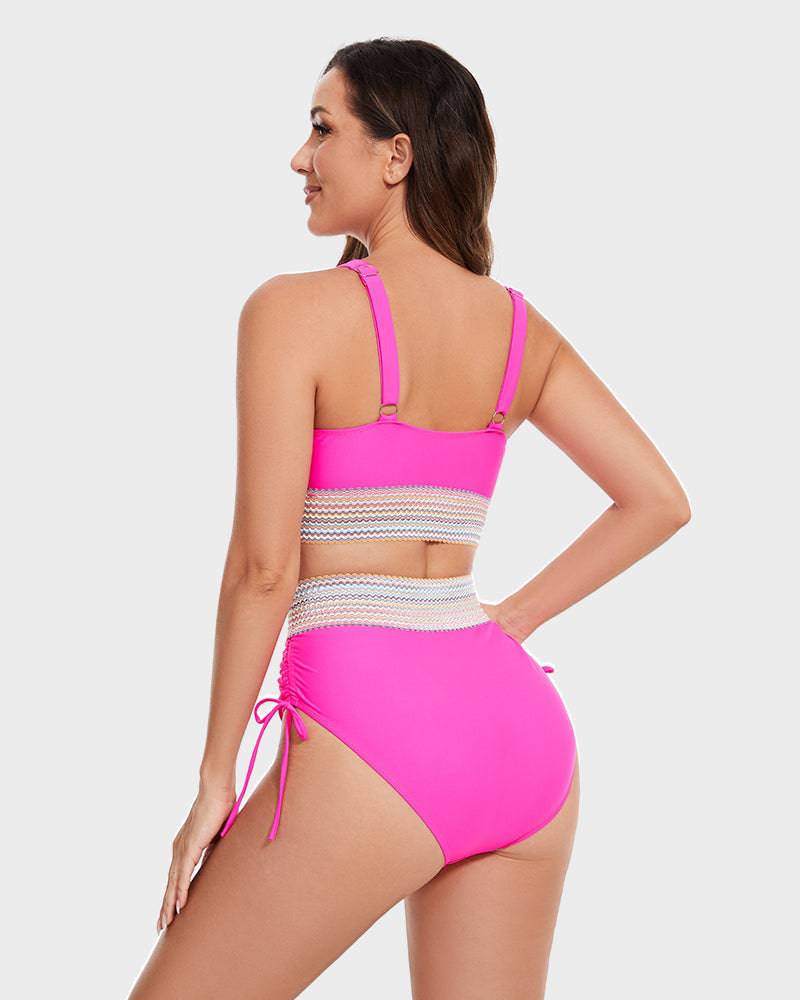 Eleganter Shaping-Bikini – Unterstützung und Komfort am Wasser