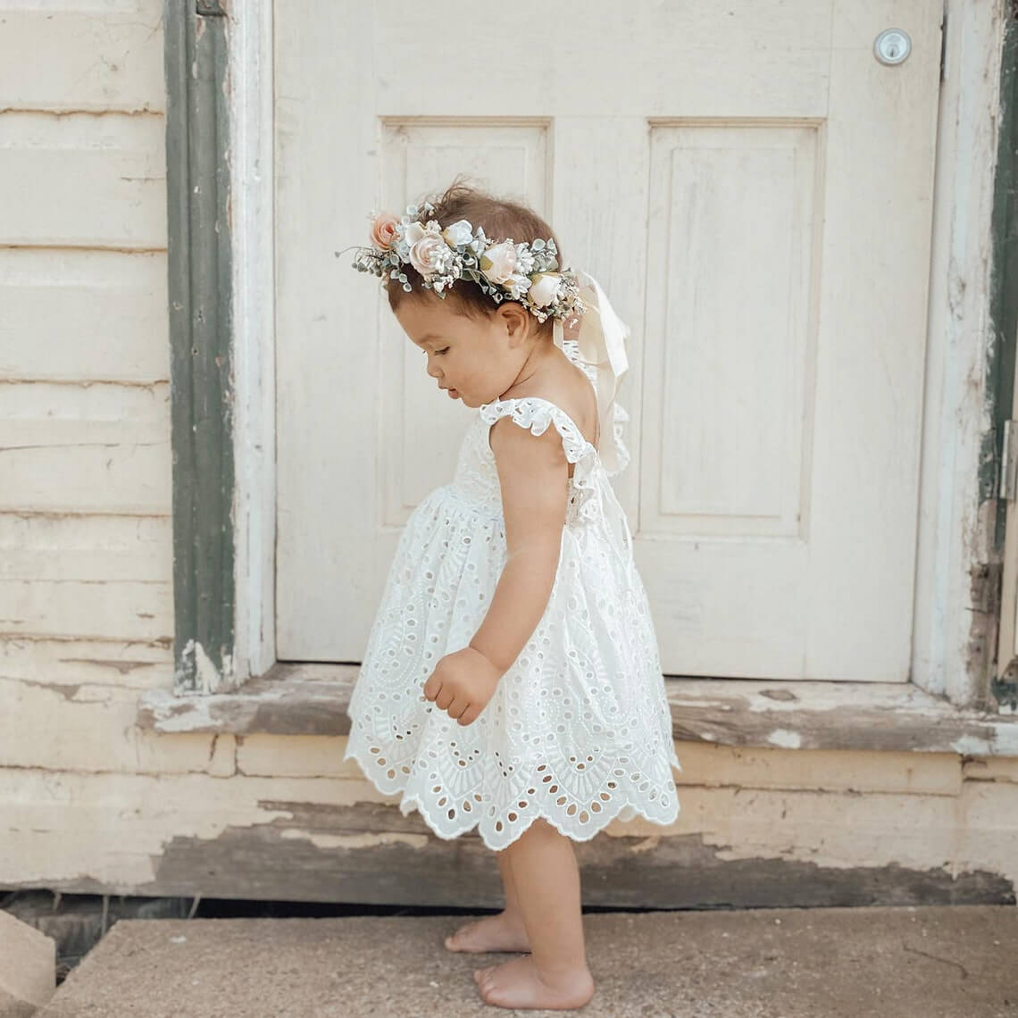 Amélie Taufkleid für Babys – Elegant und Zeitlos