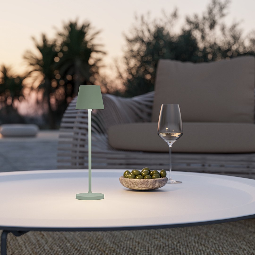 Minimalistische LED-Tischlampe