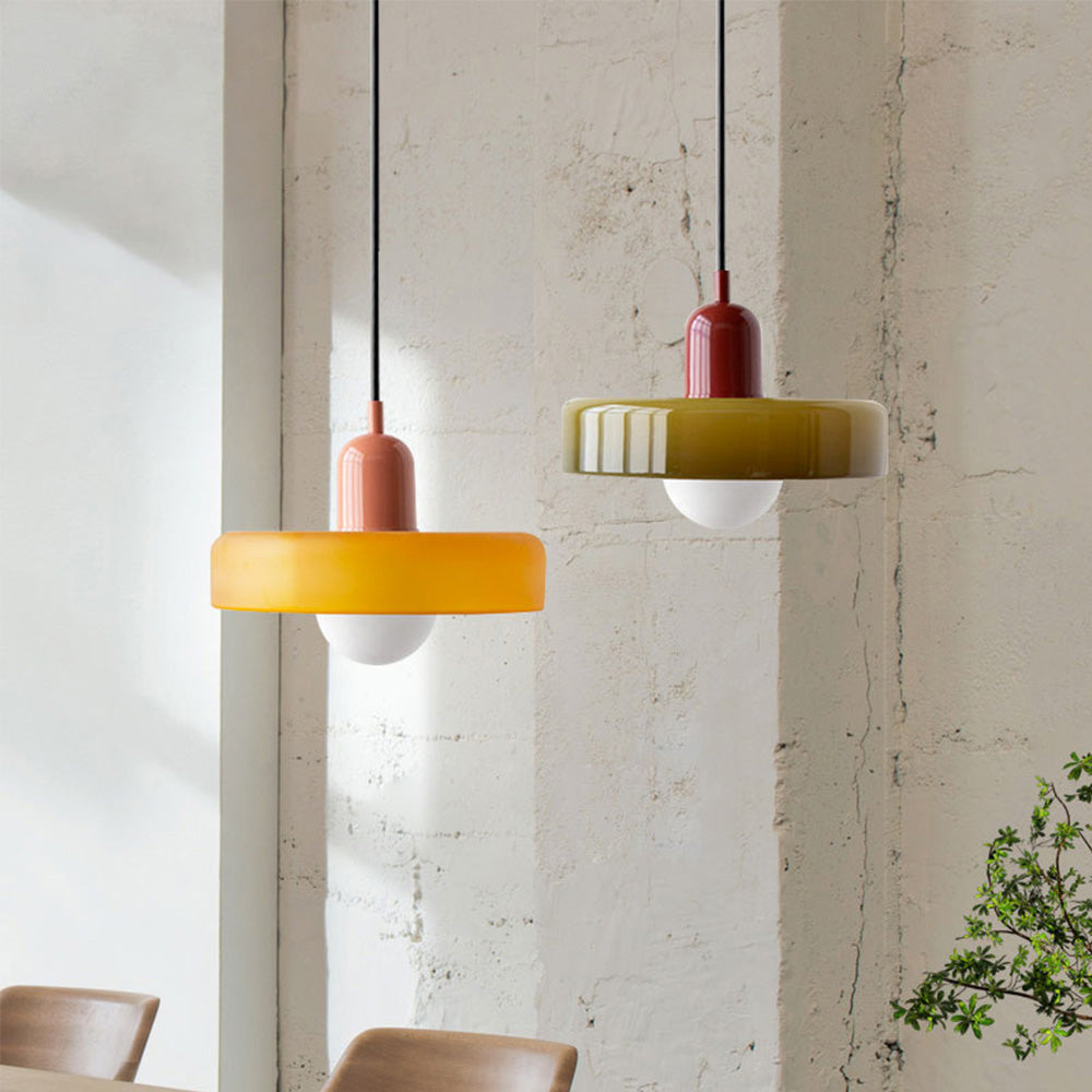 ColorLoop Pendelleuchte – Kunstzinnige Bauhaus-Hängeleuchte mit Warmlicht