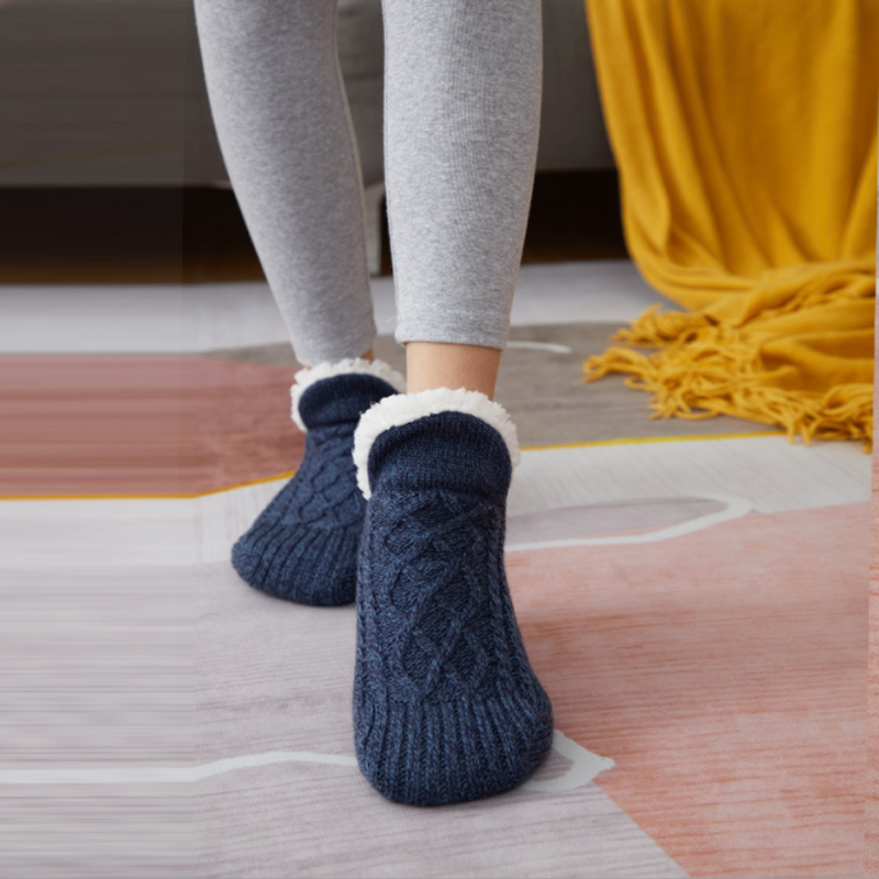CozyFeet Stricksocken – Kuschelig und Rutschfest