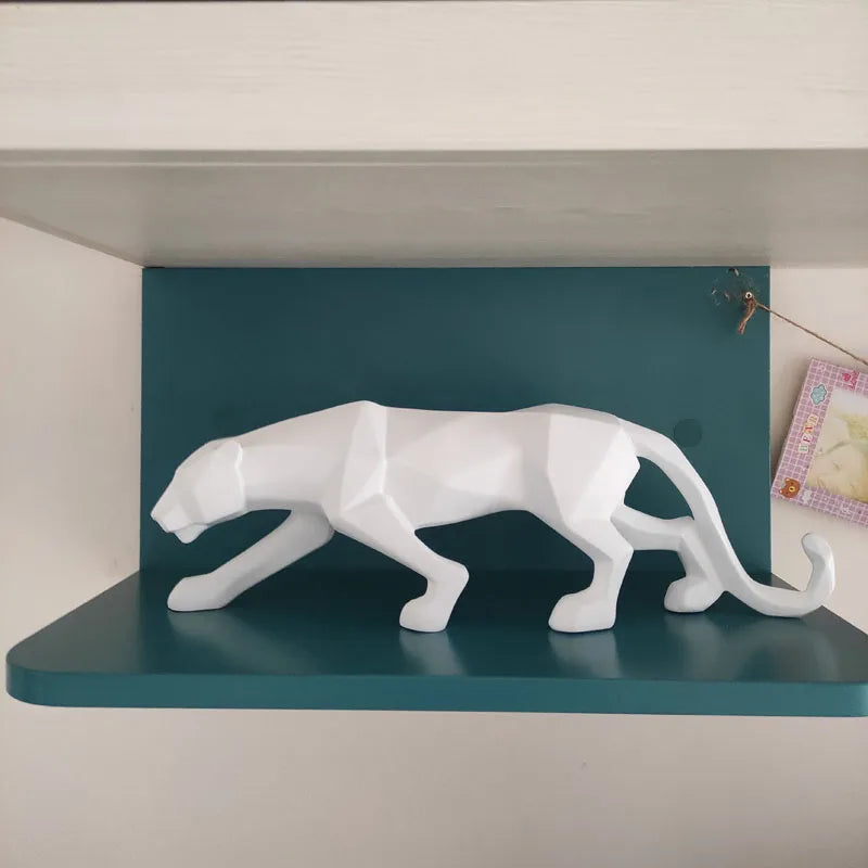 Schwarz-Weiße Panther Skulpturen - Modernes Kunst-Duo für dein Interieur