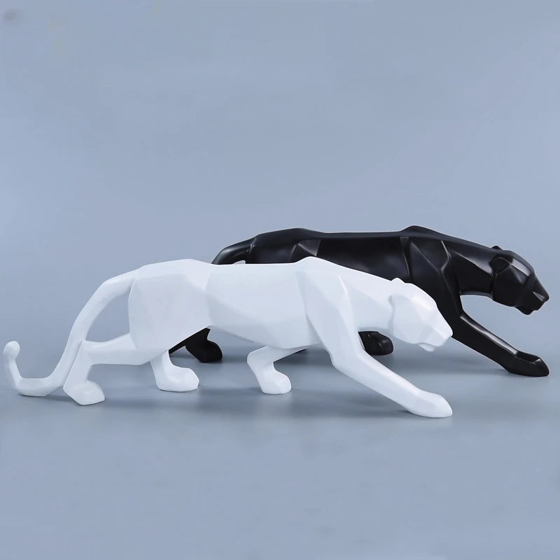 Schwarz-Weiße Panther Skulpturen - Modernes Kunst-Duo für dein Interieur