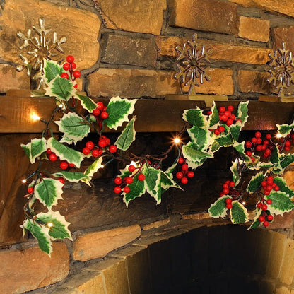 Weihnachtslichtergirlande mit Stechpalme – Für eine festliche Atmosphäre