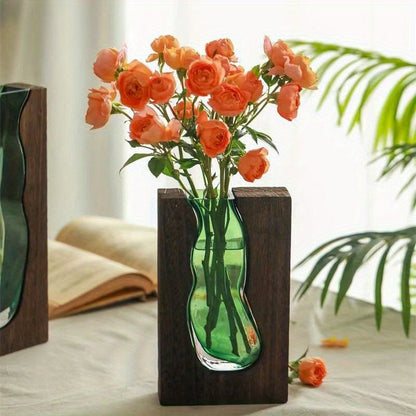 Elegante Glasvase mit Holzfuß – Stilvolle Dekoration für jeden Raum