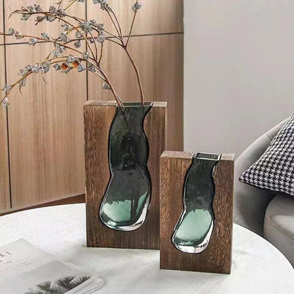 Elegante Glasvase mit Holzfuß – Stilvolle Dekoration für jeden Raum