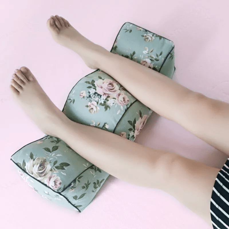 Floral Beinstützkissen – Bequeme Unterstützung für bessere Durchblutung