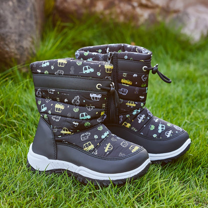 Spielerische Abenteurer Schneestiefel für Kinder – Warm und sicher für draußen
