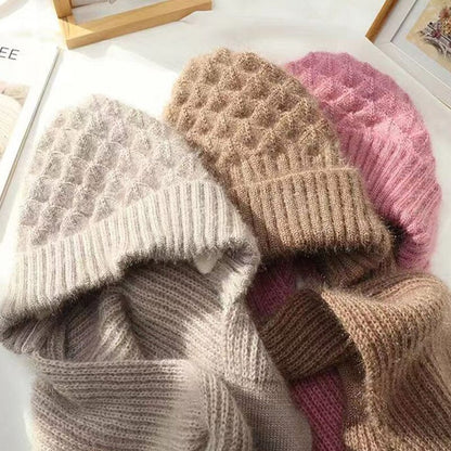 Strick-Wintermütze mit Integriertem Schal – 2-in-1 Design