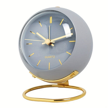 Nordic Silent Desk Clock – Leuchtende Zeiger & Metallrahmen