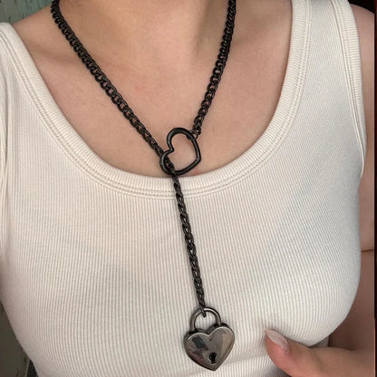 Liebesschloss Halskette – Symbol der Liebe und Verbindung