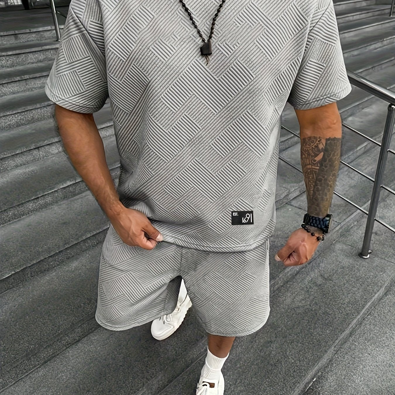 Herren Trendy Jacquard T-Shirt und Shorts Set – Lässig und Sportlich für Warme Tage