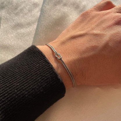 Elegante Knotenarmband – Subtil und Raffiniert
