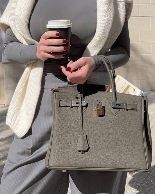 Lederhandtasche für Damen – Zeitlose Eleganz und Stauraum