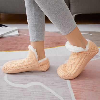 CozyFeet Stricksocken – Kuschelig und Rutschfest