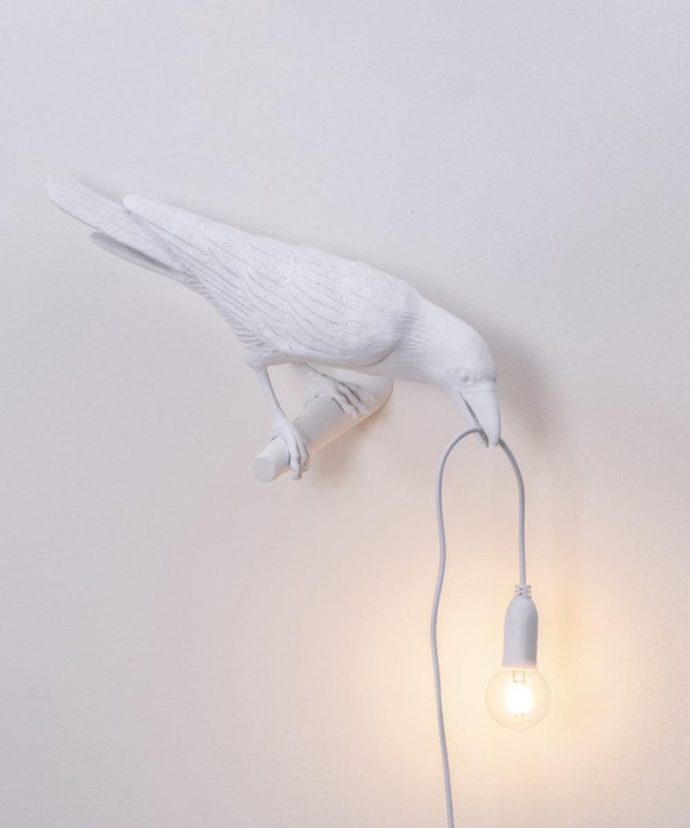 Deko-Krähenlampe – Einzigartige Tischleuchte im Vogel-Design