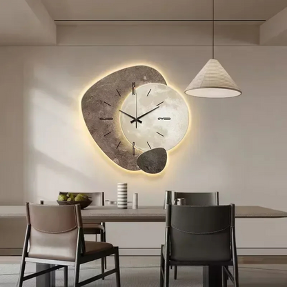 LunaWood Akzent Wanduhr – Natürliche Eleganz mit Sanftem LED‑Schein