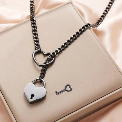 Liebesschloss Halskette – Symbol der Liebe und Verbindung