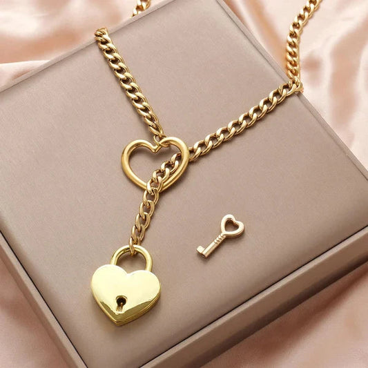 Liebesschloss Halskette – Symbol der Liebe und Verbindung