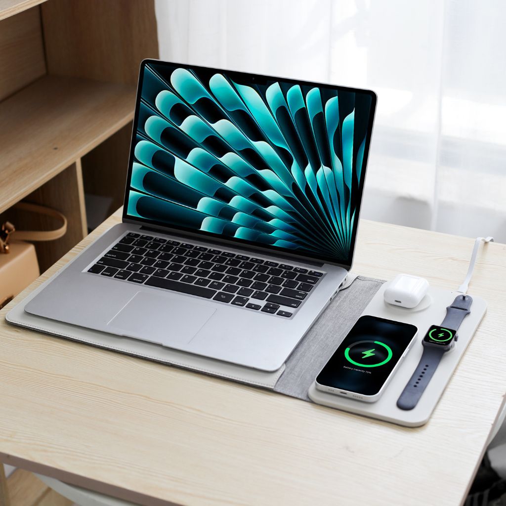 PowerDesk Sleeve – Schlanke Laptop-Hüllen mit Drahtloser Ladefunktion