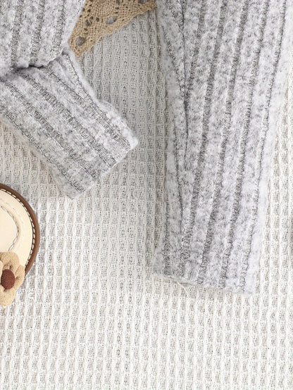 Tess Ripp-Rock und Hosen Set für Baby Mädchen – Lässig und Stylisch für Outdoor-Aktivitäten