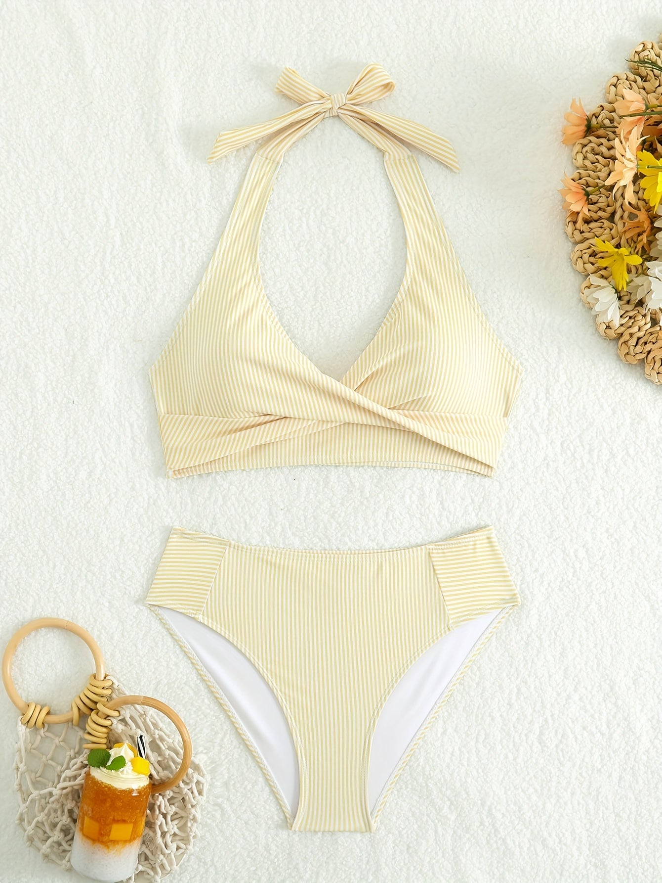 Damen Bikini-Set mit Feinem Gestreiften Halterneck-Design – Komfortabel und Modisch