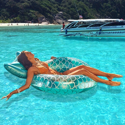 Mermaid Scale Aufblasbarer Pool Float – Ergonomisches Design mit Kissen