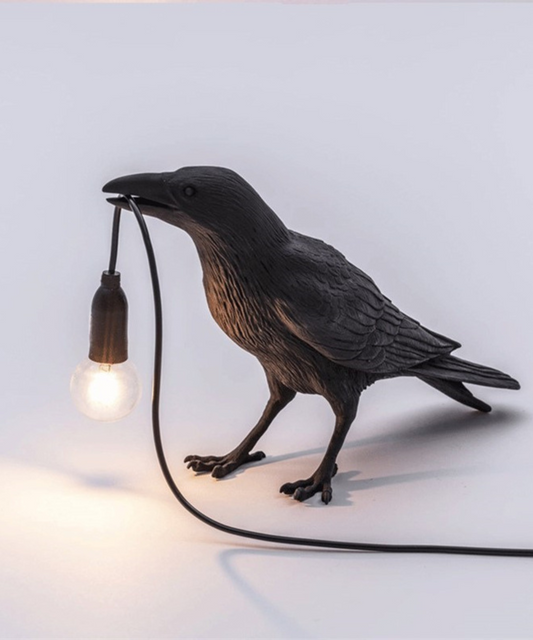 Deko-Krähenlampe – Einzigartige Tischleuchte im Vogel-Design