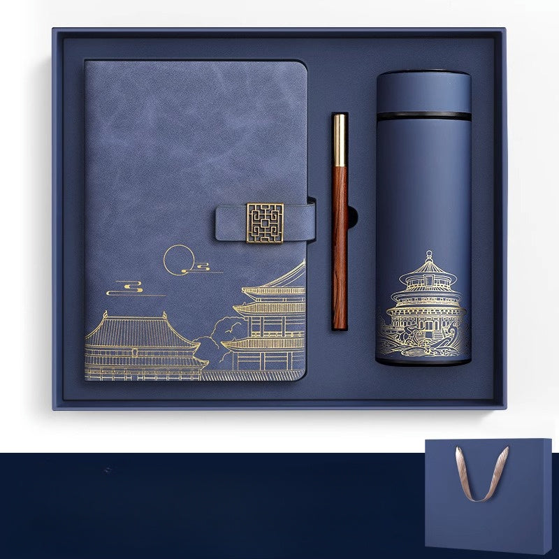 Exklusives Geschenkset Verbotene Stadt – Notizbuch, Thermosflasche und Stift in Luxusbox
